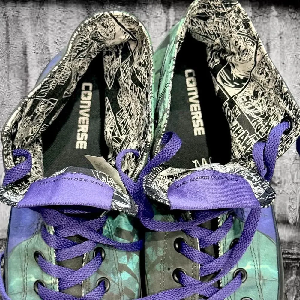 Converse dc comics